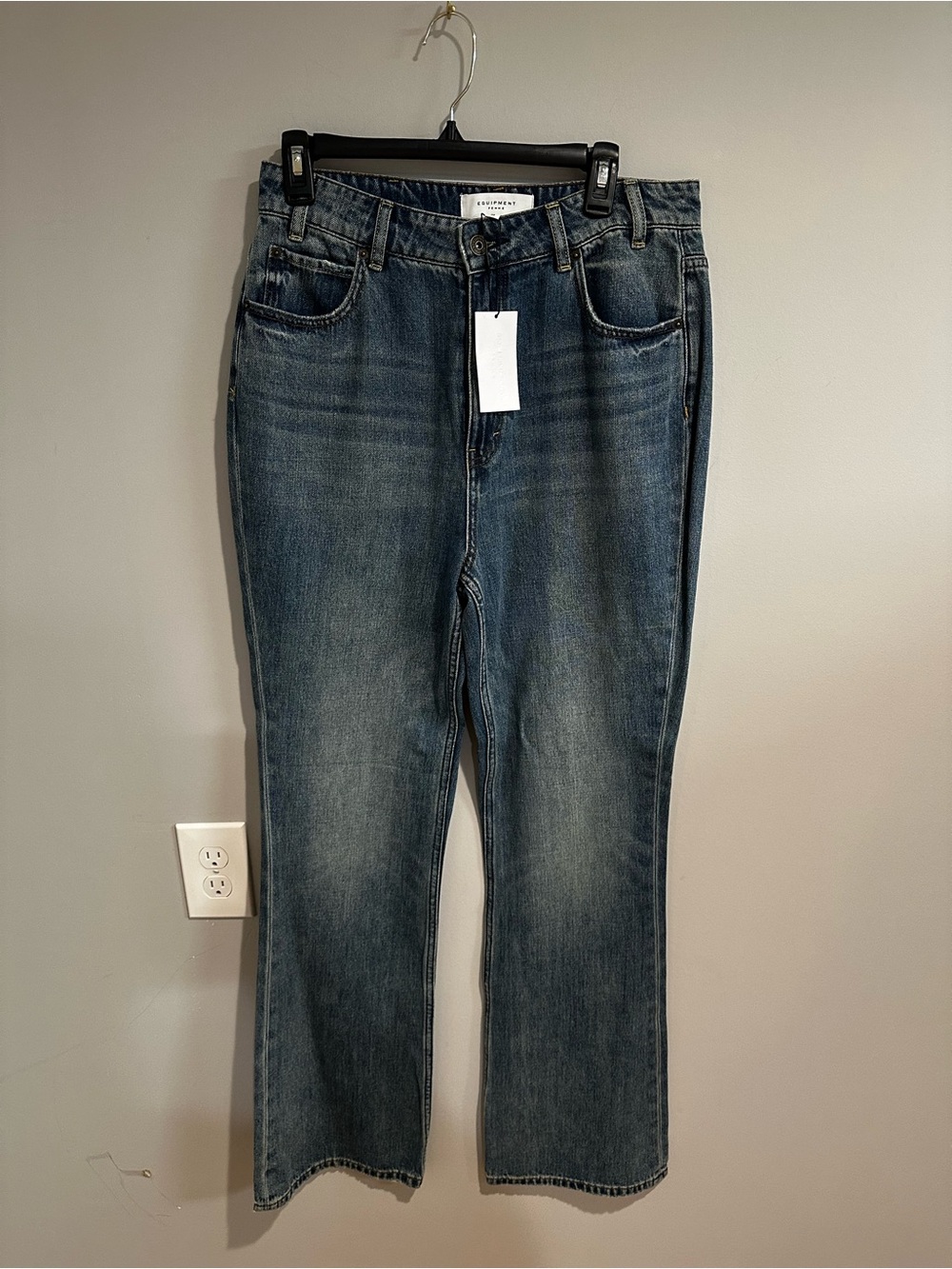 NWT Equipment Femme Women's Straight-Leg Denim Jeans in Blue | 30